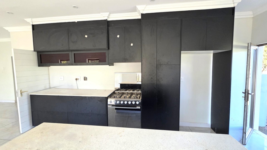 To Let 3 Bedroom Property for Rent in Estate D Afrique North West